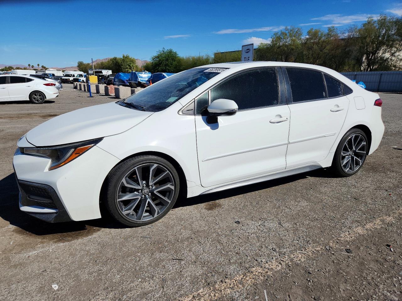 2021 TOYOTA COROLLA XSE — Front 3/4