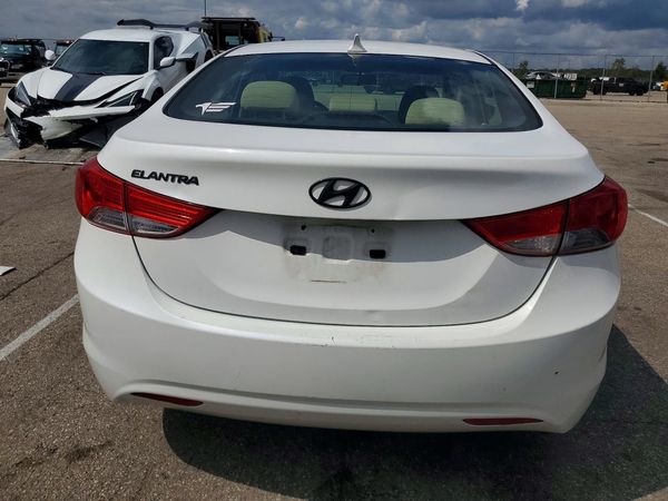 2012 HYUNDAI ELANTRA GLS(Middle grade) — DIRR