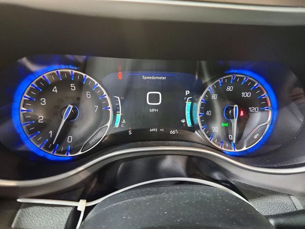 2027 CHRYSLER PACIFICA Select
