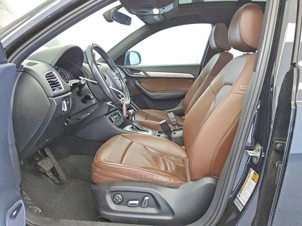 2017 AUDI Q3 quattro Prestige — DENT