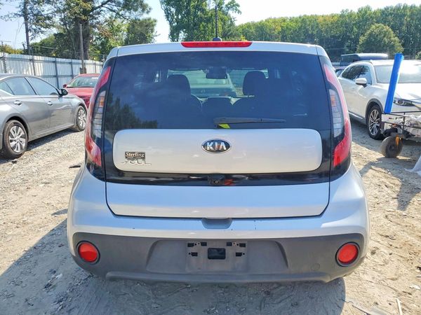 2018 KIA SOUL Base