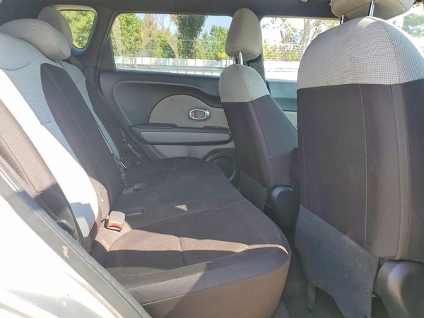 2018 KIA SOUL Base