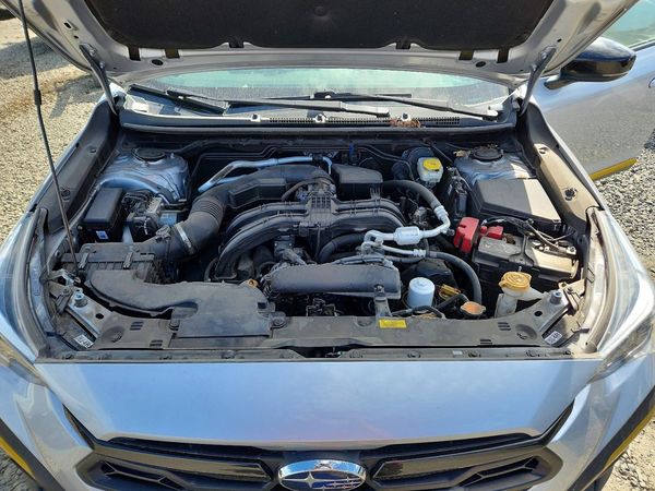 2024 SUBARU CROSSTREK — Engine bay