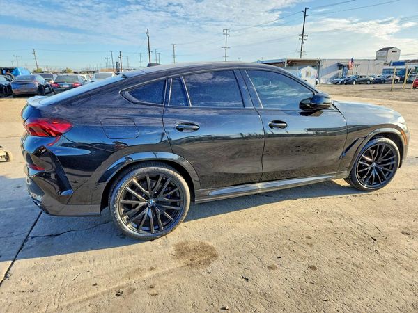 2026 BMW X6 xDrive40i