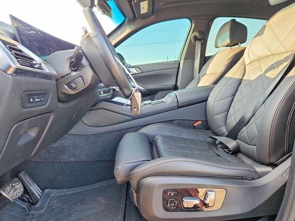 2026 BMW X6 xDrive40i