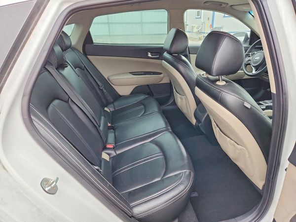 2017 KIA OPTIMA