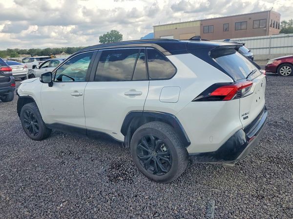 2025 TOYOTA RAV4 XSE