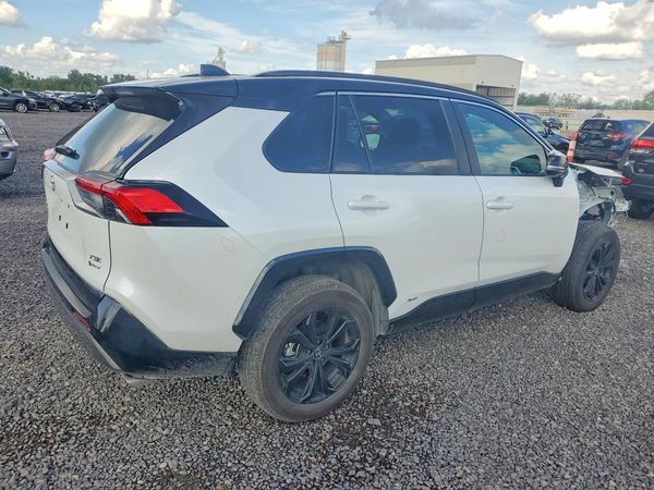 2025 TOYOTA RAV4 XSE