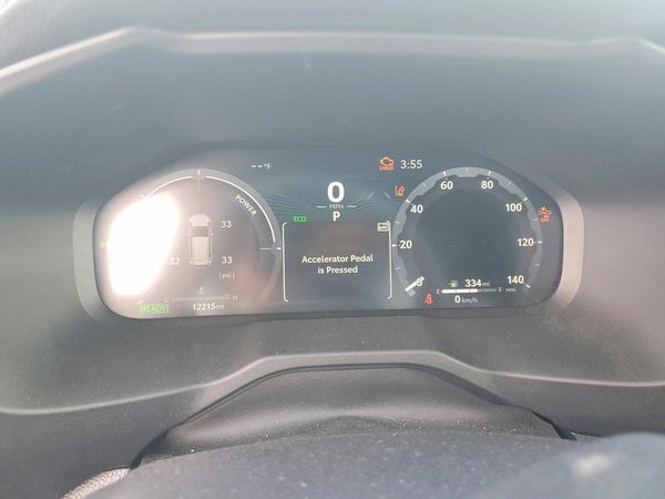 2025 TOYOTA RAV4 XSE