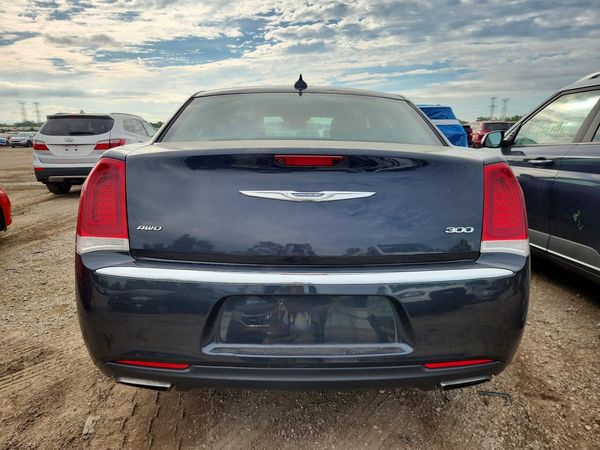 2016 CHRYSLER 300