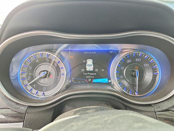 2016 CHRYSLER 300