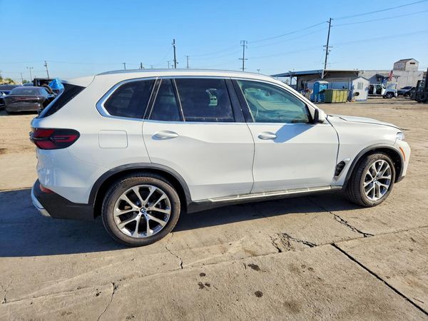 2026 BMW X5 sDrive40i