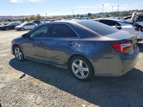 2013 TOYOTA CAMRY