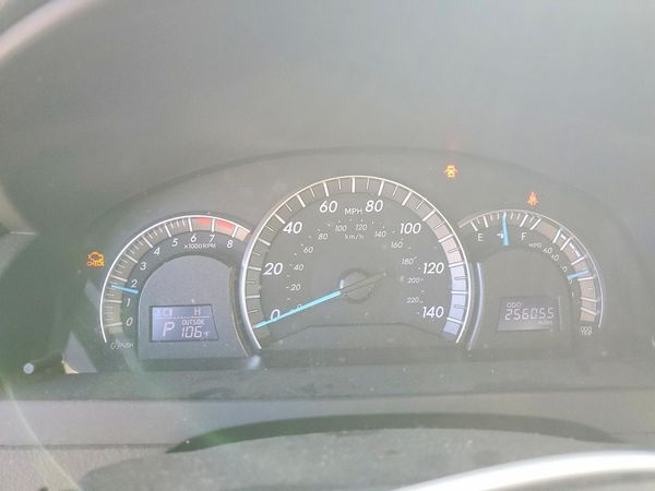 2013 TOYOTA CAMRY