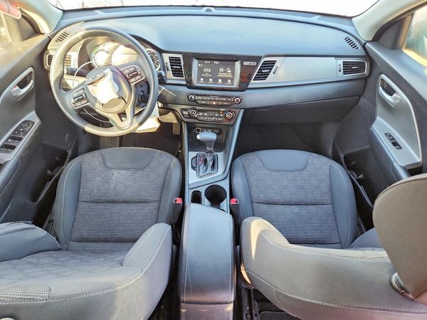 2017 KIA NIRO FE / LX / LX Tech