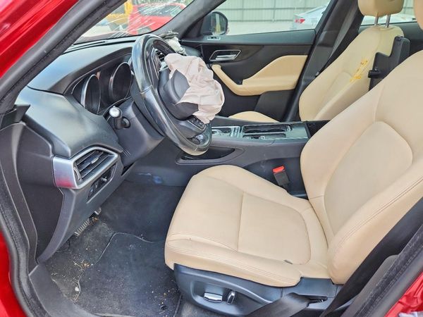 2019 JAGUAR F-PACE Premium — DENT