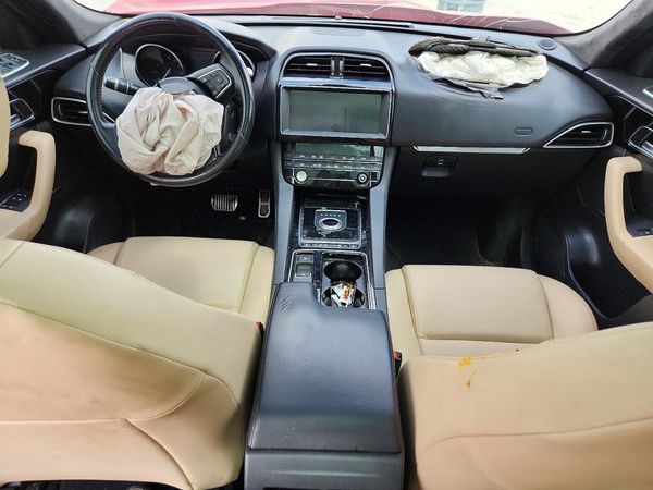 2019 JAGUAR F-PACE Premium — CKPT