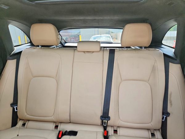 2019 JAGUAR F-PACE Premium — SUVN
