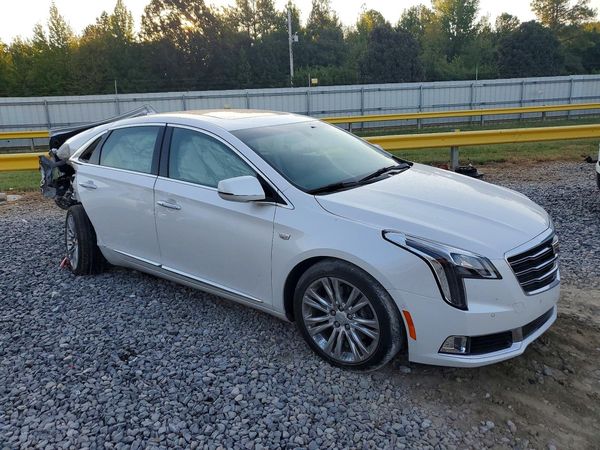 2018 CADILLAC XTS
