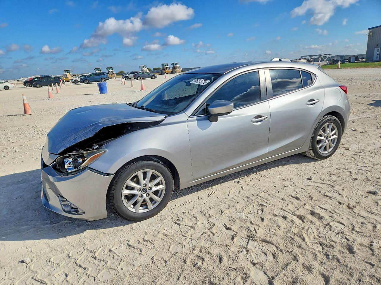2014 MAZDA 3