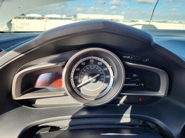 2014 MAZDA 3