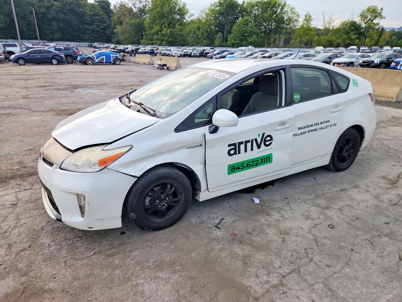 2013 TOYOTA PRIUS