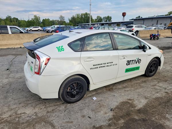 2013 TOYOTA PRIUS