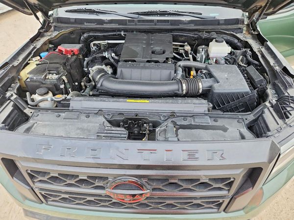 2024 NISSAN FRONTIER — Engine bay