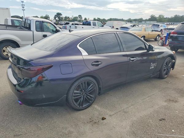 2017 INFINITI Q50
