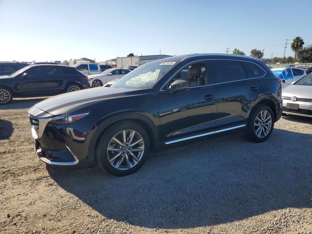 2017 MAZDA CX-9 Signature