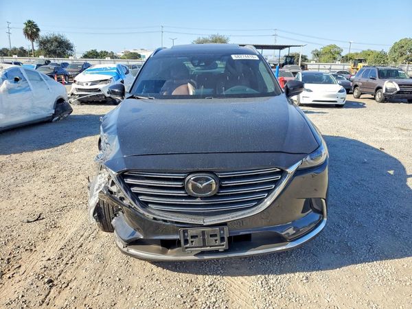2017 MAZDA CX-9 Signature
