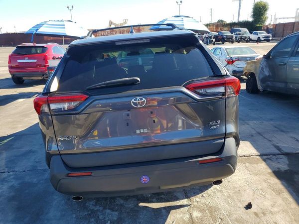 2021 TOYOTA RAV4