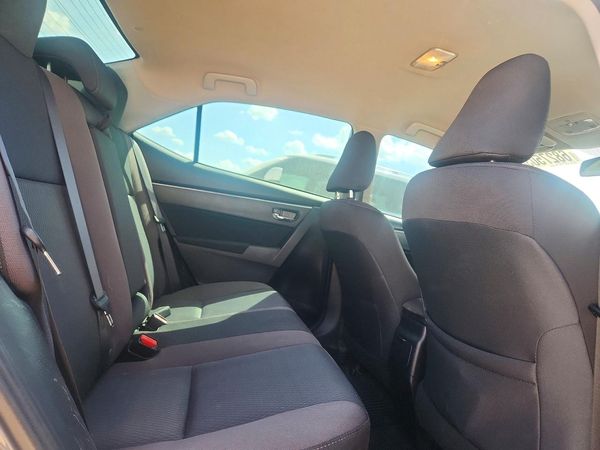 2017 TOYOTA COROLLA