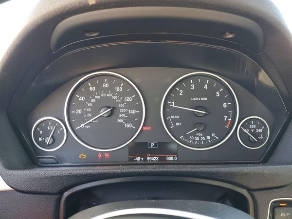 2015 BMW 320 320i