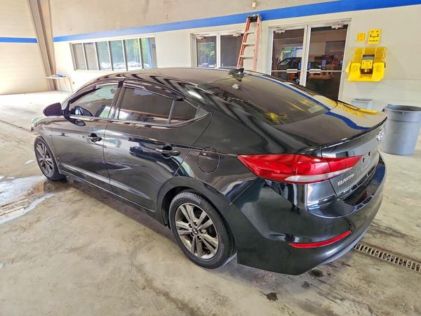 2017 HYUNDAI ELANTRA