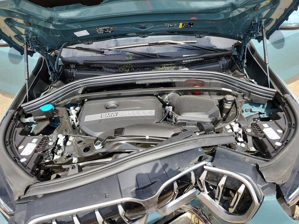 2025 BMW X1 xDrive28i — Engine bay