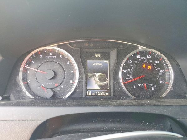 2015 TOYOTA CAMRY