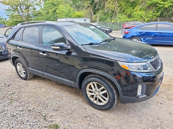2014 KIA SORENTO Base/ LX