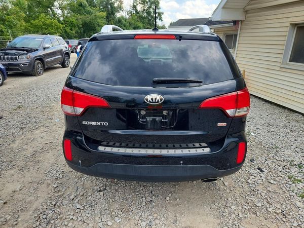 2014 KIA SORENTO Base/ LX