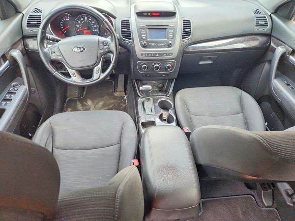 2014 KIA SORENTO Base/ LX