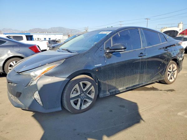 2017 TOYOTA PRIUS