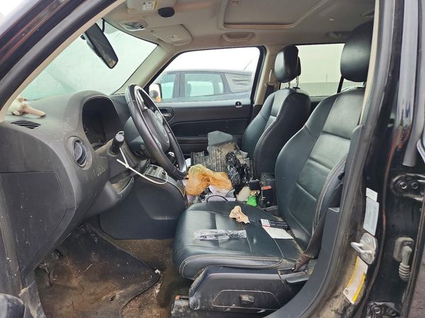 2016 JEEP PATRIOT Latitude — DENT