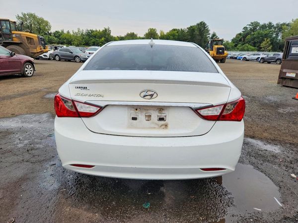2013 HYUNDAI SONATA GLS/ GLS Popular — DIRR