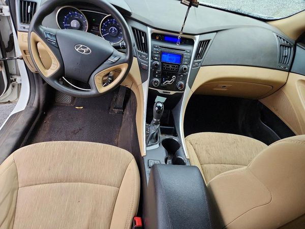 2013 HYUNDAI SONATA GLS/ GLS Popular — CKPT