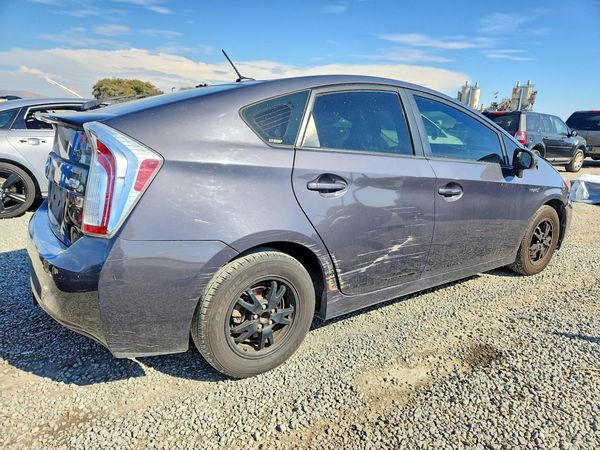 2014 TOYOTA PRIUS