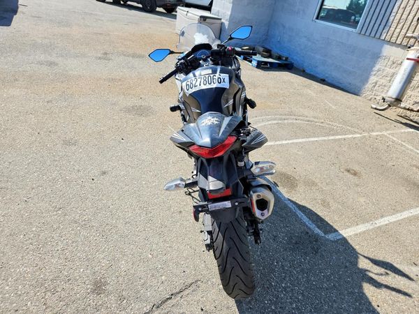 2017 KAWASAKI EX