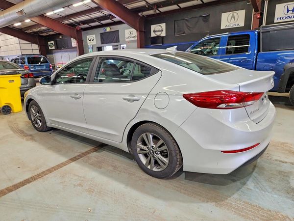 2018 HYUNDAI ELANTRA