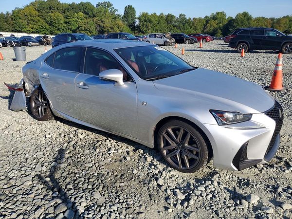 2019 LEXUS IS