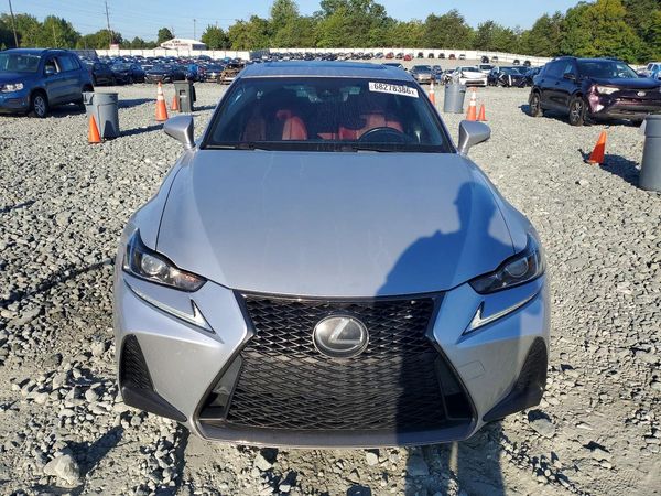 2019 LEXUS IS