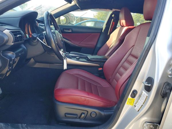 2019 LEXUS IS